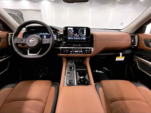 New 2025 Nissan Pathfinder Platinum w/ Cargo Package AWD/4WD image 6