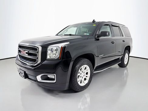 Used 2017 GMC Yukon SLT AWD/4WD image 3