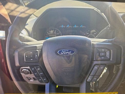Used 2020 Ford F150 XLT w/ Equipment Group 302A Luxury AWD/4WD image 12