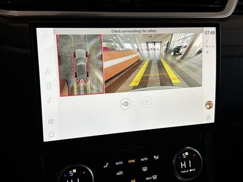 Used 2021 Jaguar F-PACE S image 33