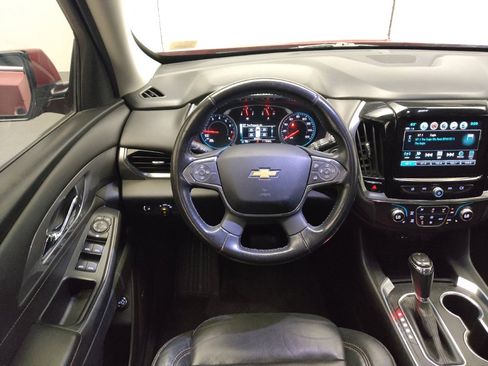 Used 2019 Chevrolet Traverse LT w/ LT Premium Package FWD image 22