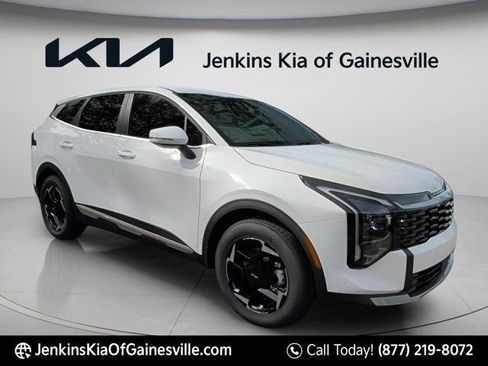 New 2026 Kia Sportage EX FWD image 12
