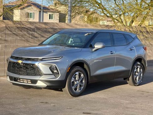 Used 2023 Chevrolet Blazer LT image 5