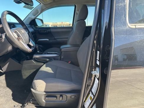 Used 2023 Toyota Tacoma SR5 image 8