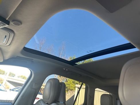 Used 2020 Lincoln Aviator Reserve w/ Equipment Group 201A image 9