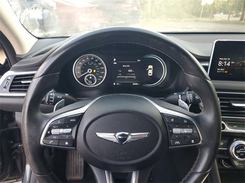 Used 2022 Genesis G70 2.0T image 17