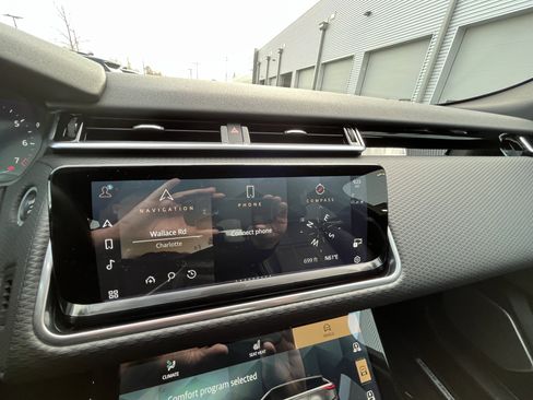 Certified 2021 Land Rover Range Rover Velar S image 24