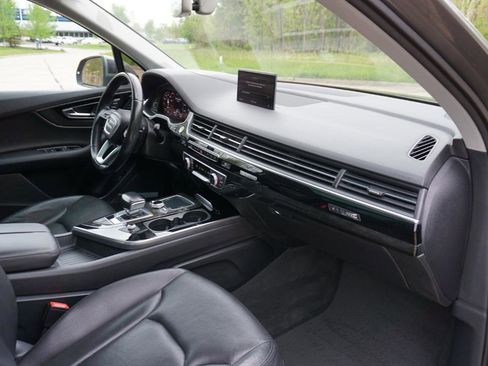 Used 2017 Audi Q7 3.0T Prestige AWD/4WD image 13