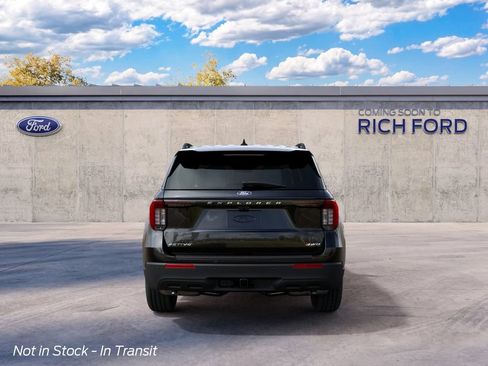 New 2027 Ford Explorer Active AWD/4WD image 7