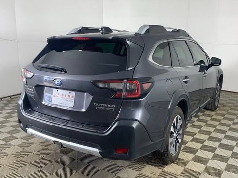 Used 2025 Subaru Outback Touring XT AWD/4WD image 15