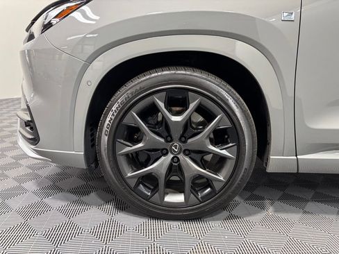 Used 2025 Lexus TX 500h AWD w/ Technology Package image 9