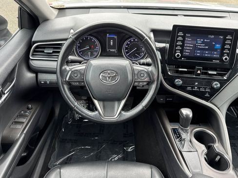 Used 2021 Toyota Camry SE FWD image 27