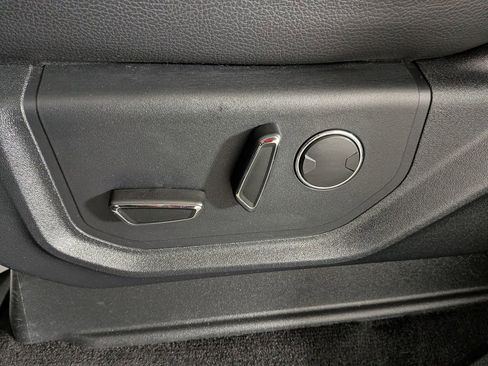 Used 2019 Ford Expedition Max Limited w/ Special Edition Package image 19