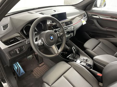 Used 2022 BMW X1 xDrive28i w/ M Sport Package image 12
