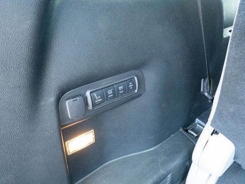 Used 2019 Ford Explorer Limited w/ Class III Trailer Tow Package FWD image 34