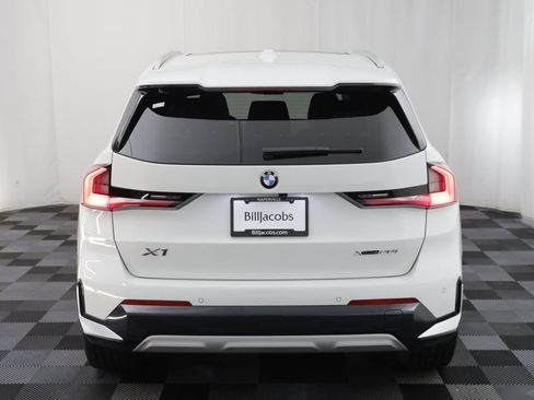 Used 2026 BMW X1 xDrive28i AWD/4WD image 16