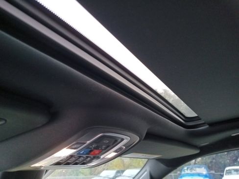 Certified 2023 RAM 1500 Limited image 17