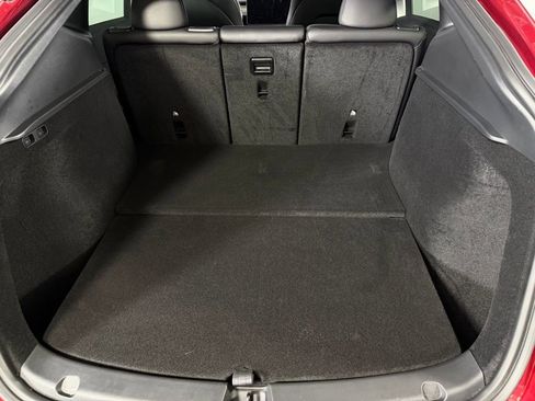 Used 2025 Tesla Model Y Long Range image 31