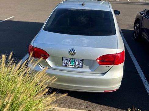Used 2014 Volkswagen Jetta SE FWD image 5
