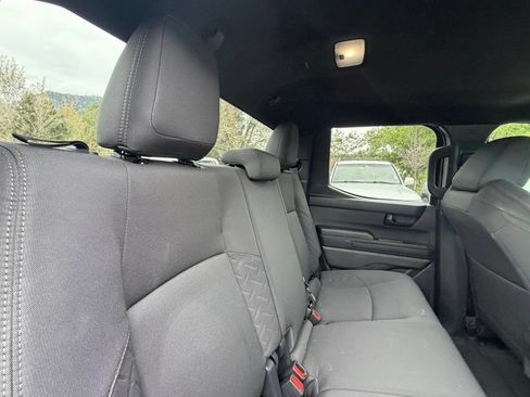 Used 2025 Toyota Tacoma SR5 AWD/4WD image 16