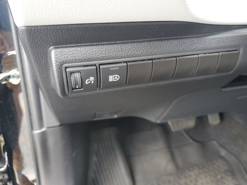 Used 2025 Toyota Corolla FX w/ Convenience Package FWD image 23