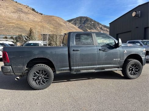 New 2025 RAM 3500 Laramie AWD/4WD image 13