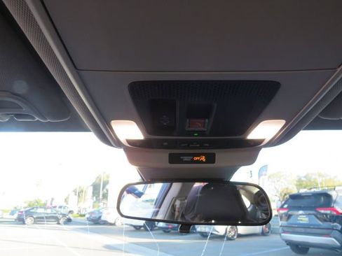 Used 2024 Honda Accord EX image 29