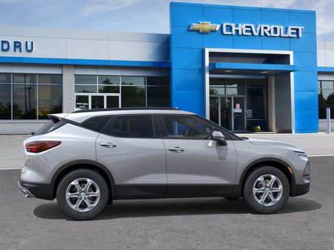 New 2026 Chevrolet Blazer LT w/ Convenience Package AWD/4WD image 5
