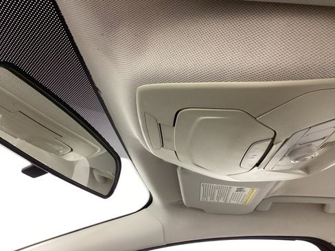Used 2012 Ford Focus SEL FWD image 29