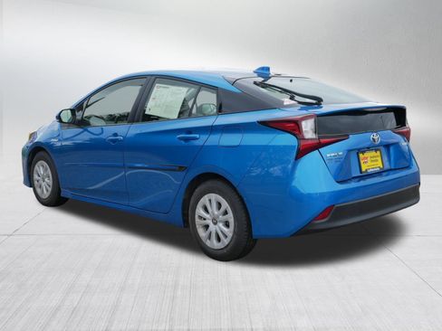 Used 2021 Toyota Prius LE FWD image 5