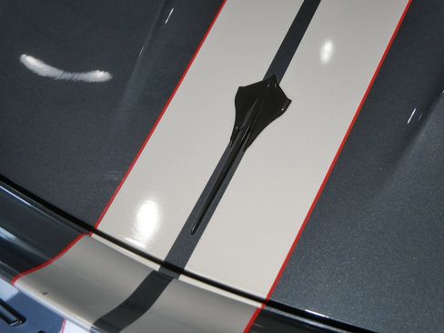 Used 2021 Chevrolet Corvette Stingray Premium Conv w/ Z51 Performance Package RWD image 7