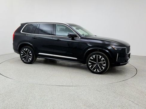 New 2026 Volvo XC90 B5 Plus w/ Protection Package image 3