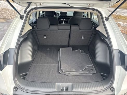 Certified 2024 Honda HR-V LX image 18