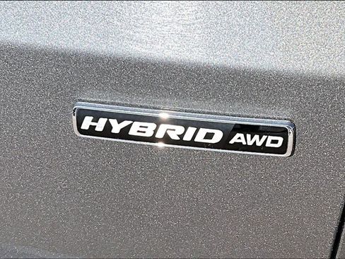 Used 2022 Ford Escape SE image 30