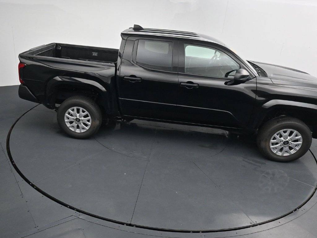 Used 2025 Toyota Tacoma SR AWD/4WD image 27