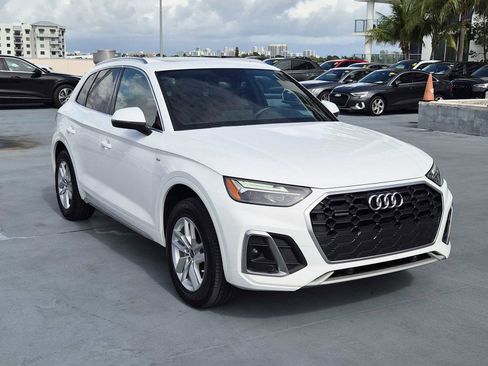 Certified 2023 Audi Q5 2.0T Premium w/ Convenience Package image 8