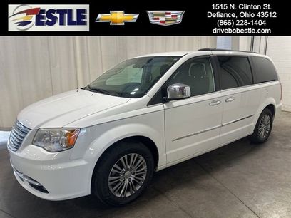 Used 2014 Chrysler Town & Country Touring-L w/ Driver Convenience Group