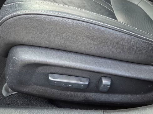 Used 2018 Honda Civic EX-L image 10