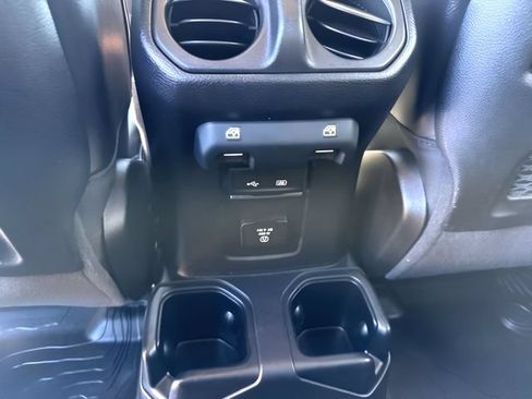 Used 2020 Jeep Gladiator Mojave AWD/4WD image 22