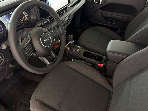 New 2026 Jeep Wrangler Unlimited Rubicon AWD/4WD image 6