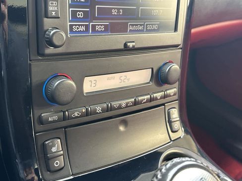 Used 2005 Chevrolet Corvette Convertible w/ Preferred Equipment Group image 17