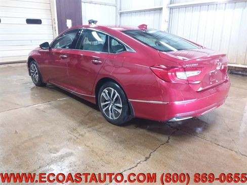 Used 2019 Honda Accord Touring image 4