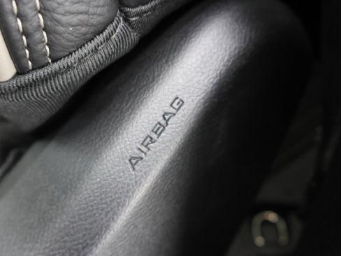 Used 2022 RAM 1500 Limited AWD/4WD image 49