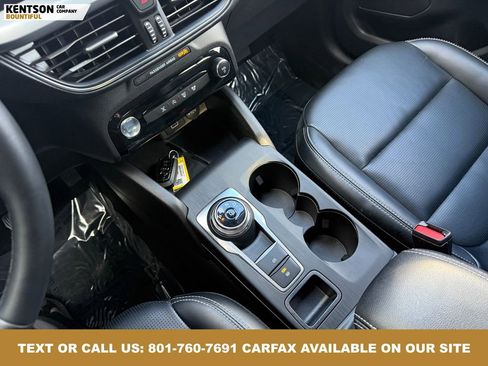 Used 2025 Ford Escape Platinum image 23