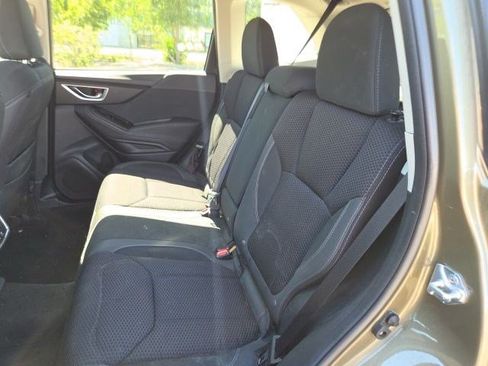 Used 2024 Subaru Forester Premium AWD/4WD image 15