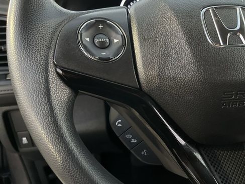 Used 2022 Honda HR-V LX image 20