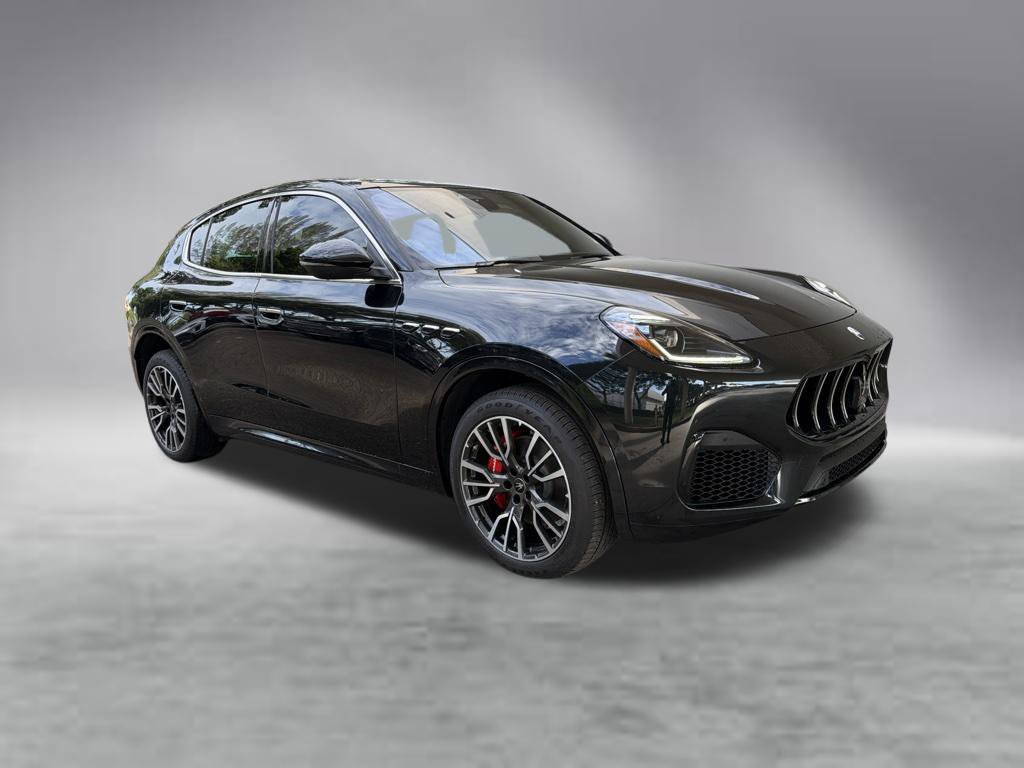 Used 2025 Maserati Grecale GT AWD/4WD image 2