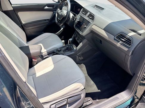 Used 2019 Volkswagen Tiguan SEL w/ 3rd Row Seat Package AWD/4WD image 29
