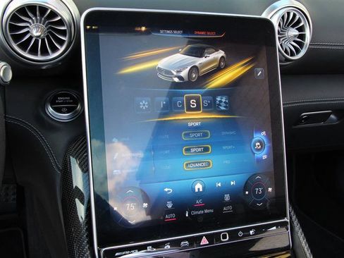 Used 2022 Mercedes-Benz SL 63 AMG 4MATIC image 32