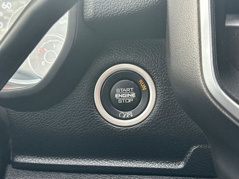 Used 2024 RAM 2500 Big Horn image 22